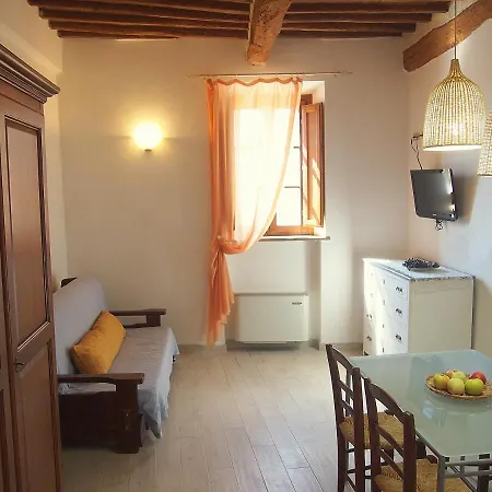 Apartment Nell'antica Torre Di Fronte A