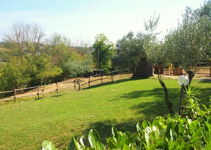 Nell'antica Torre Di Fronte A Apartman