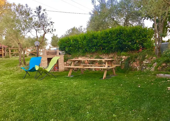 Nell'antica Torre Di Fronte A Апартаменты