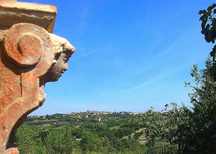 شقة Nell'antica Torre Di Fronte A سيينا